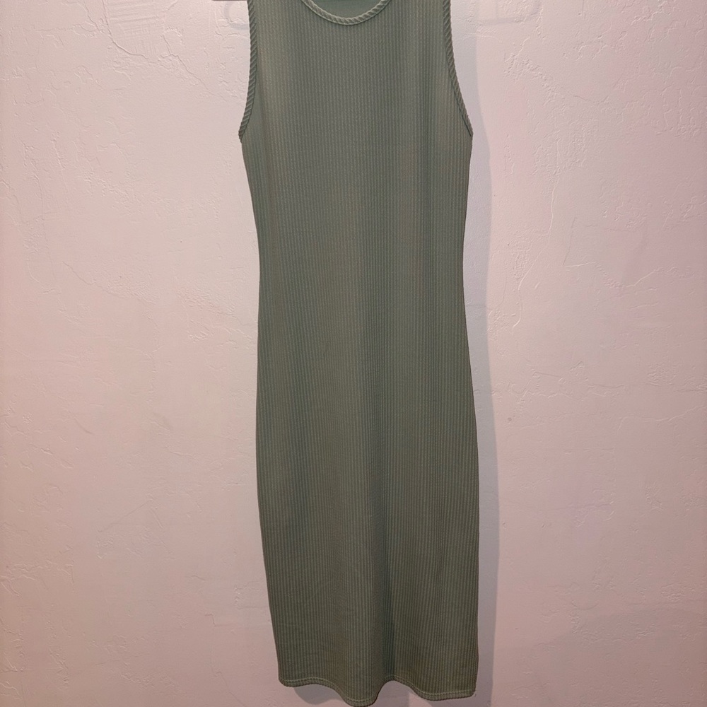 Olivia Rae Sleeveless Ribbed Midi Dress in Soft Green
